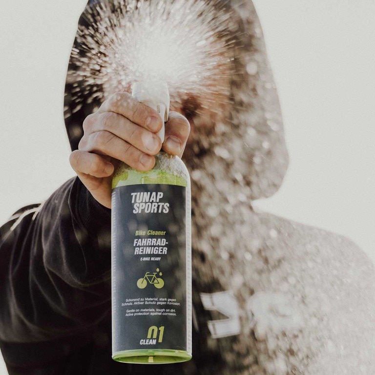 Fahrradreiniger in neuer Recyclingflasche: